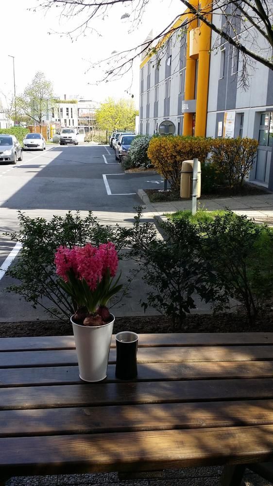 Premiere Classe Montreuil Montreuil  Buitenkant foto Hyacinth